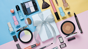 20 Makeup Gifts Teenage Girls Will Love This Holiday Season  slice.ca