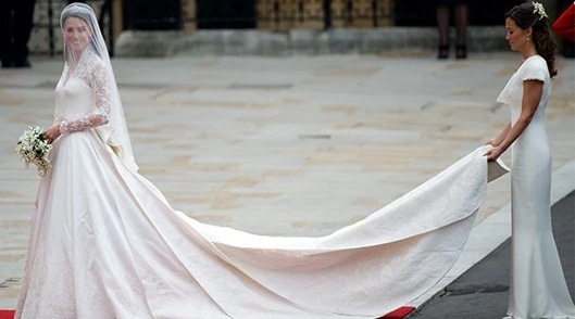 10 of the World's Most Extravagant Royal Weddings 10 of the World's Most Extravagant Royal Weddings